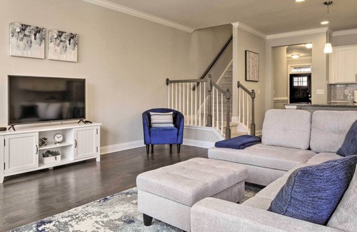 Southwest Raleigh House | Comfortable Raleigh Townhome with Deck & Gazebo!