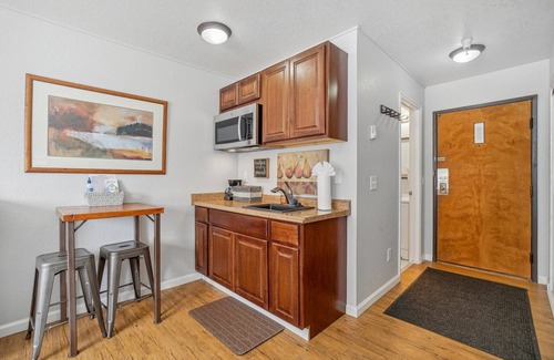 North Park City Condo | Comfortable Studio in Park City