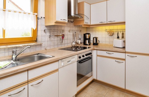Zingst House | Comfortable terraced house in a quiet location in the vacation park!