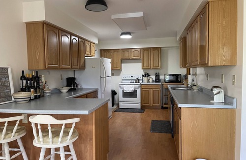 Town of Jerusalem House | Comfortable, well appointed Keuka Lake Home. Lake life at it's finest.