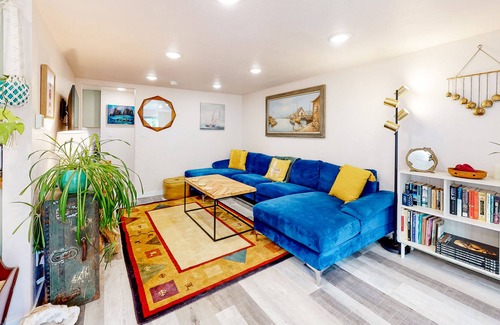 Trinidad House | Comforting, dog-friendly cottage with yard, forest views, kitchen & washer/dryer