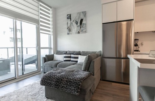 Innisfil Apartment | Comfy 1BR Condo w/Balcony, BBQ & Parking