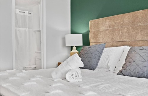 Milwood Apartment | Comfy 2BD Apt + King Bed - Cedar Park/North Austin
