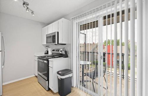 Milwood Apartment | Comfy 2BD Apt + King Bed - Cedar Park/North Austin