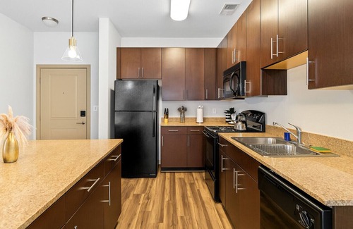 Five Points South Apartment | Comfy 2BR in Mid-Rise | Perfect for Groups