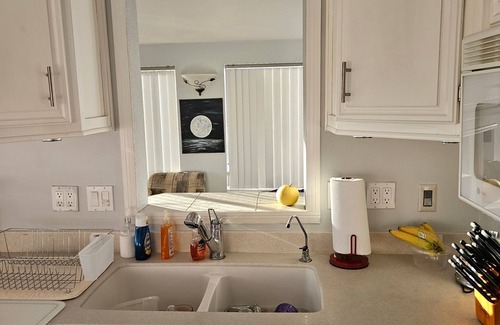 Yuma House | Comfy and Convenient, Well Maintained Park Model Home in Yuma, AZ