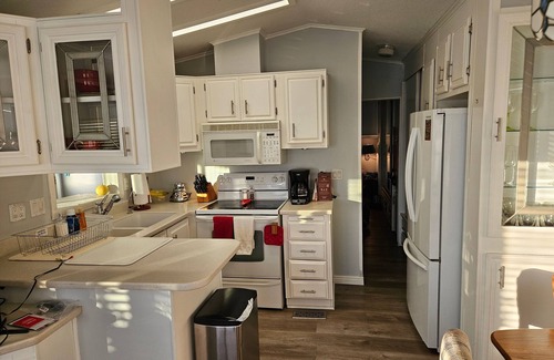 Yuma House | Comfy and Convenient, Well Maintained Park Model Home in Yuma, AZ
