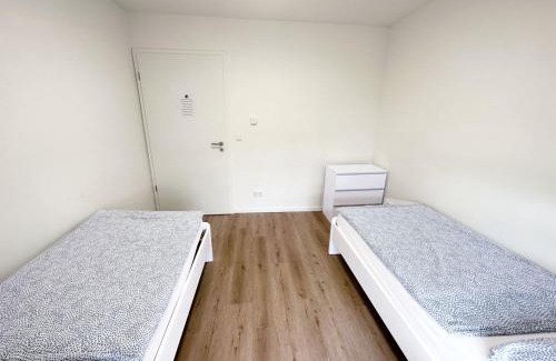Sankt Augustin Apartment | Comfy Apartment in Sankt Augustin