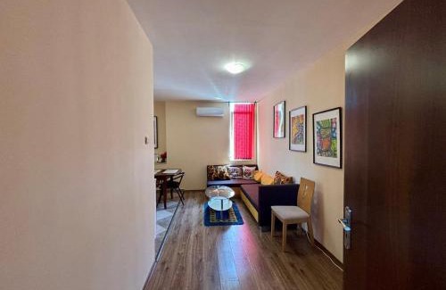 Sofia Apartment | Comfy Apt next to Palace of Justice