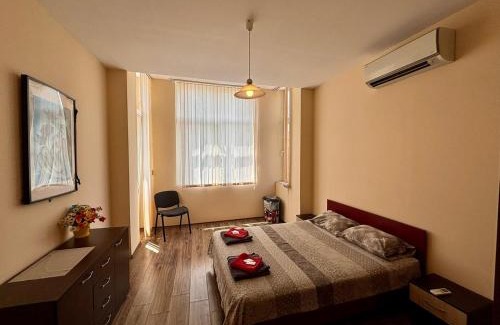 Sofia Apartment | Comfy Apt next to Palace of Justice