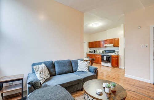 Constable Hook House | Comfy Bayonne Townhome ~ 11 Mi to NYC Attractions