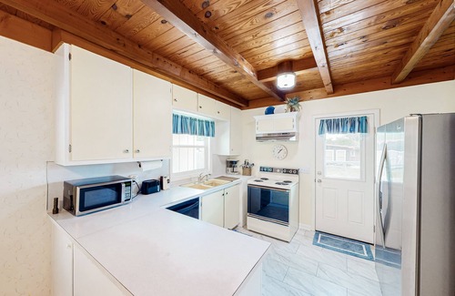 Long Beach House | Comfy beach home with central AC, private W/D, and short walk to beach access
