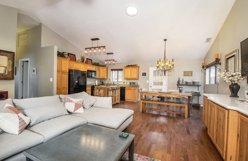 Flagstaff House | Comfy, clean & modern home backing to forest trails & only minutes to downtown!