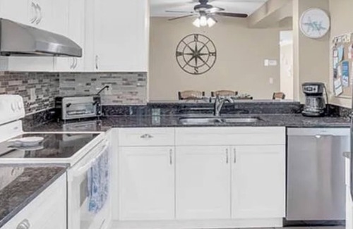 Naples Condo | Comfy,Cozy,1st-FL condo close to beautiful beaches,fine dining, and attractions.