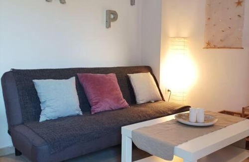 Ixia Apartment | Comfy Cozy Iksia