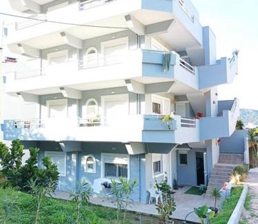 Ixia Apartment | Comfy Cozy Iksia