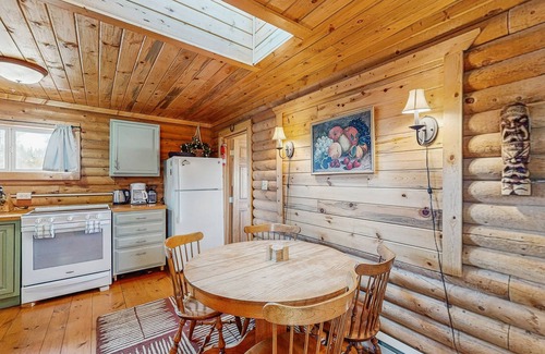 Grand Lake Cabin | Comfy, Family-Friendly Lake Cabin w/Stunning Views, Porch, Private Grill
