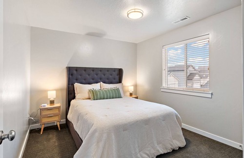 Meridian House | Comfy family friendly home