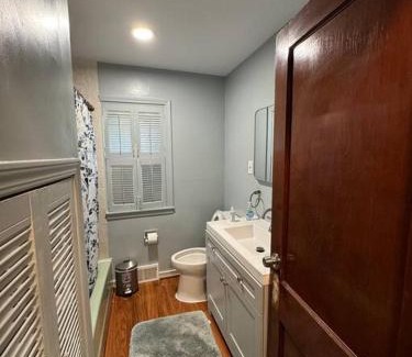 Niagara Falls Apartment | Comfy getaway at falls!