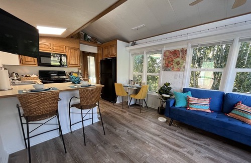 Desert Hot Springs House | Comfy Home, Mineral Pools, Pickle Ball, Great A/C!