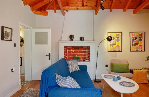Old Town House | Comfy House in Old Town Xanthi - Meno Homes 8