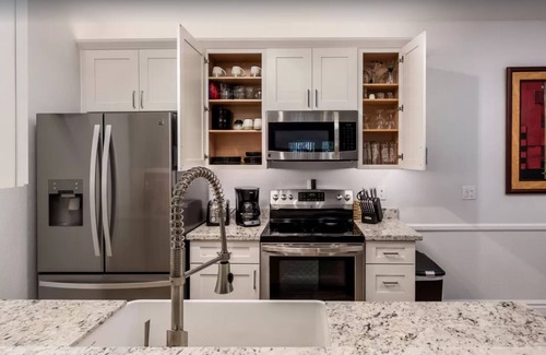 Presidio Condo | Comfy King Bed Vacation SMART Home Stay near ASU, TPC, with easy access to 101