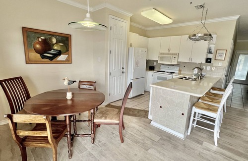 Orange Beach Condo | Comfy Lake Front~Flash Sale~Book Now! Romar Lakes 102B