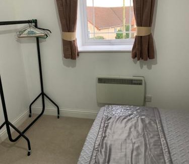 Cheddar Apartment | Comfy New Self Contained 1 Bed Flat - Modern!
