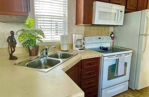 Braden River Apartment | Comfy Sun Outdoors Home