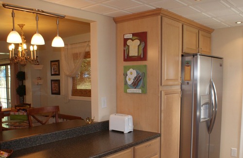 Fertility House | Comfy Townhome nearby Dutch Wonderland, Farms, & Tanger/Rockvale Outlets
