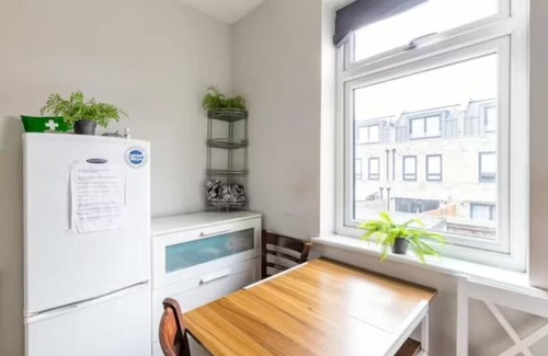 East Ham Apartment | comfystay-london : Double Roomn
