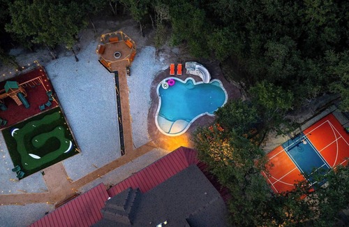 Fort Worth House | Coming Soon: Lone Star Courts and Sports