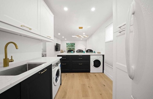 Strathcona House | Commercial Drive Private Upper