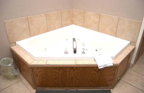 Put-in-Bay Hotel | Commodore Resort