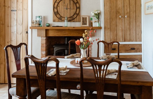 Wooler Cottage | COMPASS COTTAGE, pet friendly, character holiday cottage in Wooler