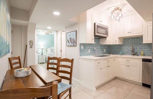 Kure Beach Condo | Completely Remodeled - Beach Access 3 Doors Down - Near Kure Beach Pier
