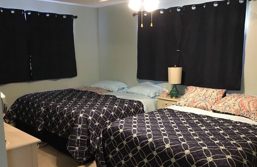 Bradenton Condo | COMPLETELY RENOVATED!! POOL and ONLY 10 MINUTES TO THE BEACH 🏝 🏖