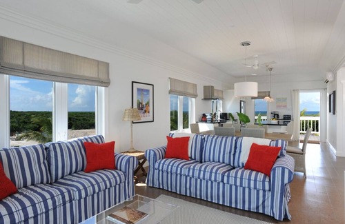 James Cistern House | Compound w/Beach, Pool, Pickleball, Gym, Kayaks, Golf Carts, Views!
