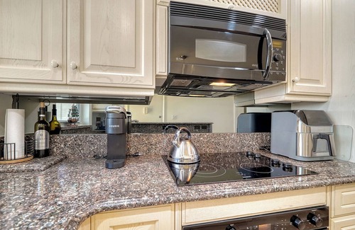 Siesta Key Condo | Condo #421 Steps to Siesta Key Beach!