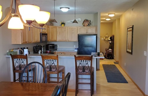 Arnolds Park Condo | Condo, Arnolds Park, Walk to Restaurants & Shops, 4 Bedroom, 2 Bath, Pool
