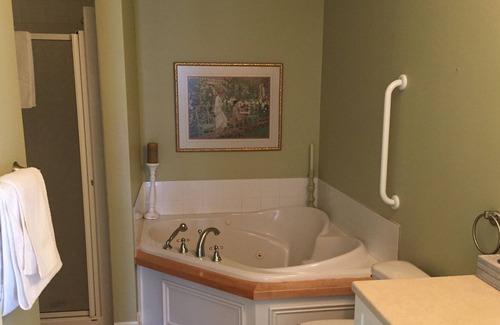 Saint Donat Condo | Condo Lac Archambault 315
