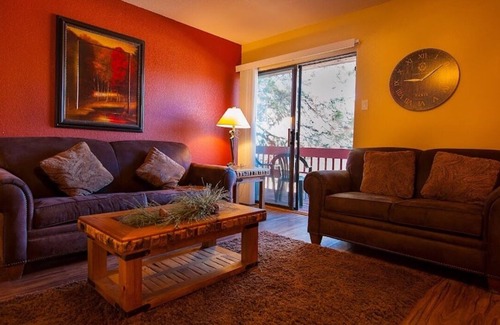 Ruidoso Condo | Condo located in a mountain resort town with ski slopes, casinos & golf courses