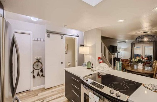 Central Boulder Condo | Condo Near Downtown Boulder!/Shops/Bars/Trails