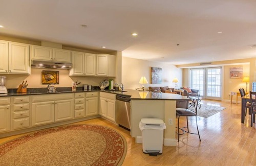 Old Orchard Beach Condo | Condo Room 407 1 Bedroom Ocean View Condo