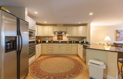 Old Orchard Beach Condo | Condo Room 407 1 Bedroom Ocean View Condo