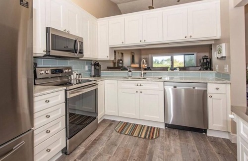 Whitney Beach Condo | Condo w a Private View, Relax in the Pool or Kayak through the Mangrove trails.n