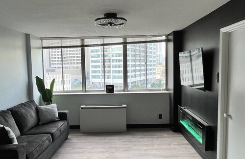 Old Fourth Ward Condo | Condo with a pool and skylounge view!