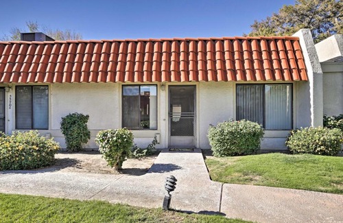 Rancho Mirage Apartment | Condo with Pool Access Near Coachella and Hiking!