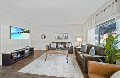Coeur d'Alene House | Condo with Sauna & Fitness Center, Extended Stay Savings