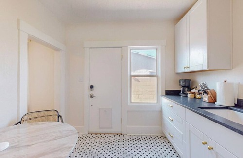 Albuquerque Apartment | Condo with yard | Near downtown|Pet Friendly